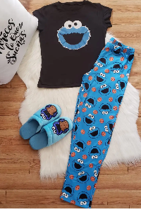 CONJUNTO DE PIJAMA POLO MANGA CORTA Y PANTALON COMEGALLETAS
